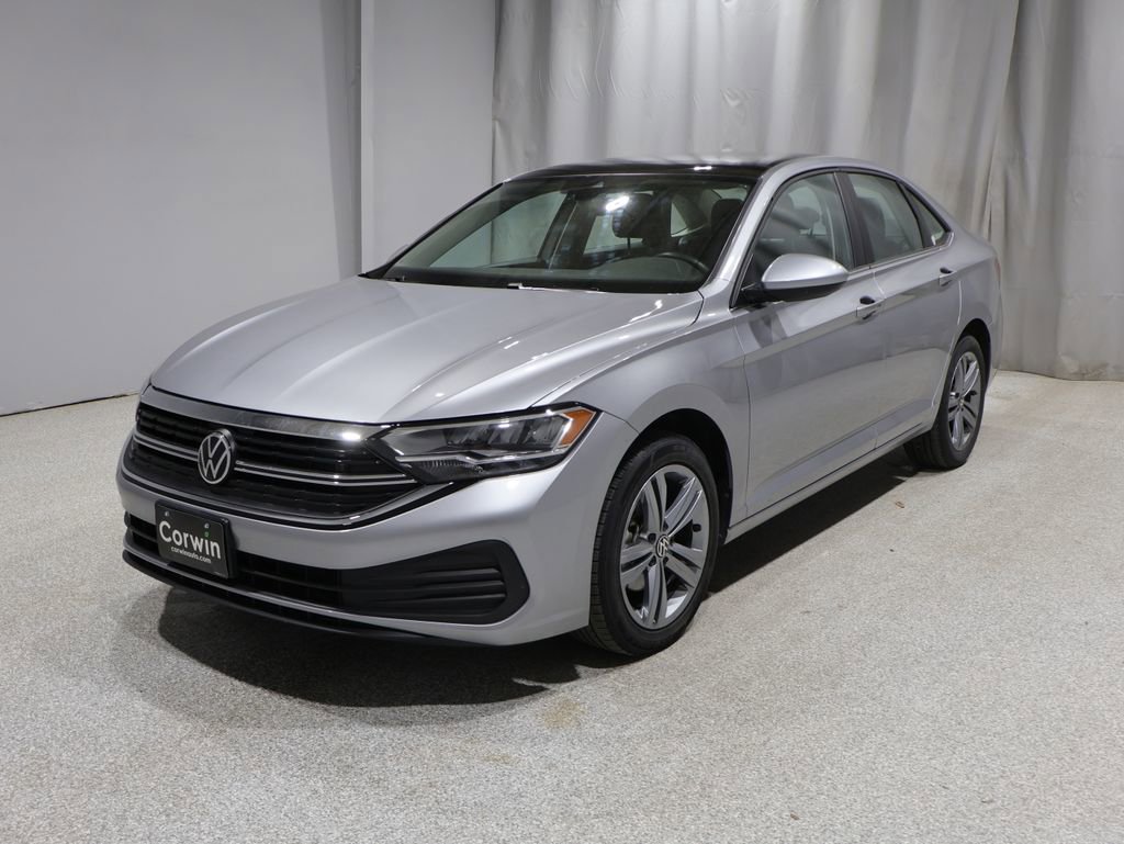 Used 2024 Volkswagen Jetta SE FWD image 7