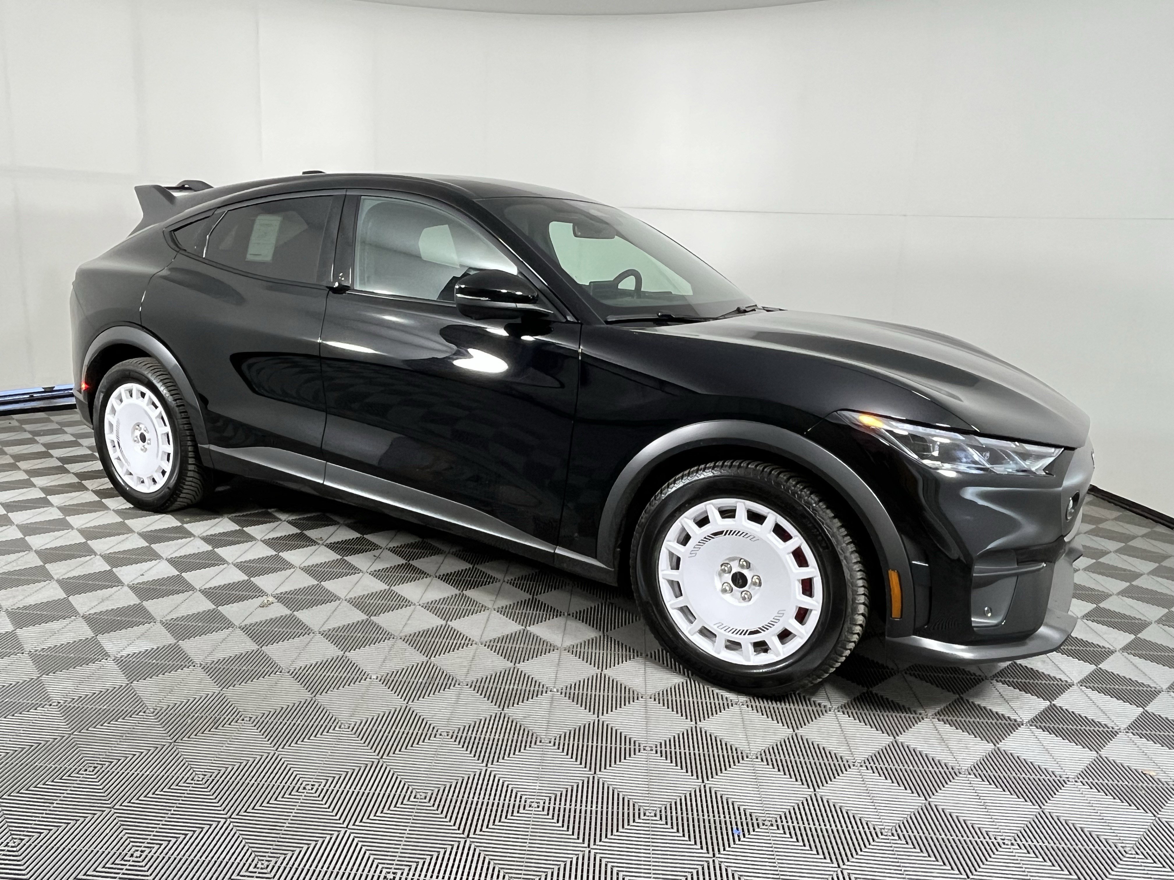 New 2025 Ford Mustang Mach-E GT image 7