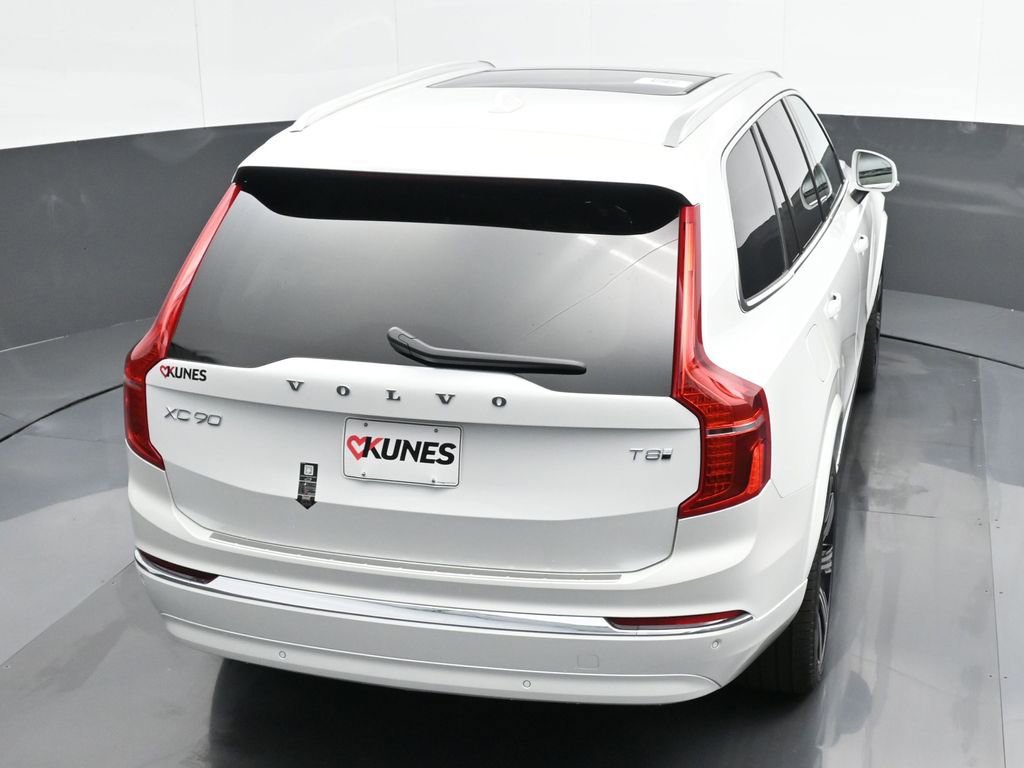 New 2025 Volvo XC90 T8 Core w/ Protection Package Premier AWD/4WD image 32