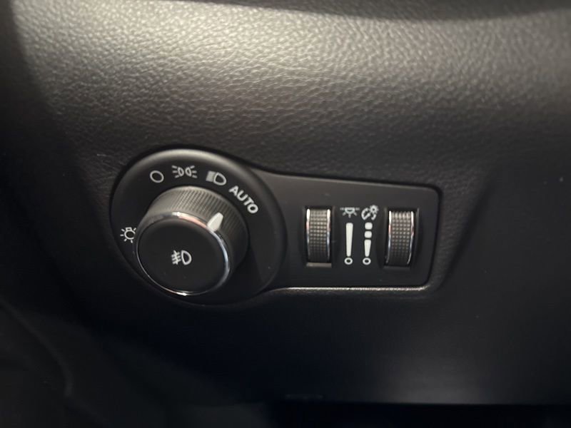 New 2026 Jeep Compass Latitude image 21