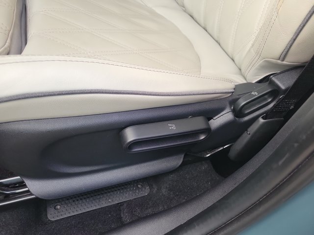 Used 2024 MINI Cooper Countryman S w/ Signature Upholstery Package FWD image 21