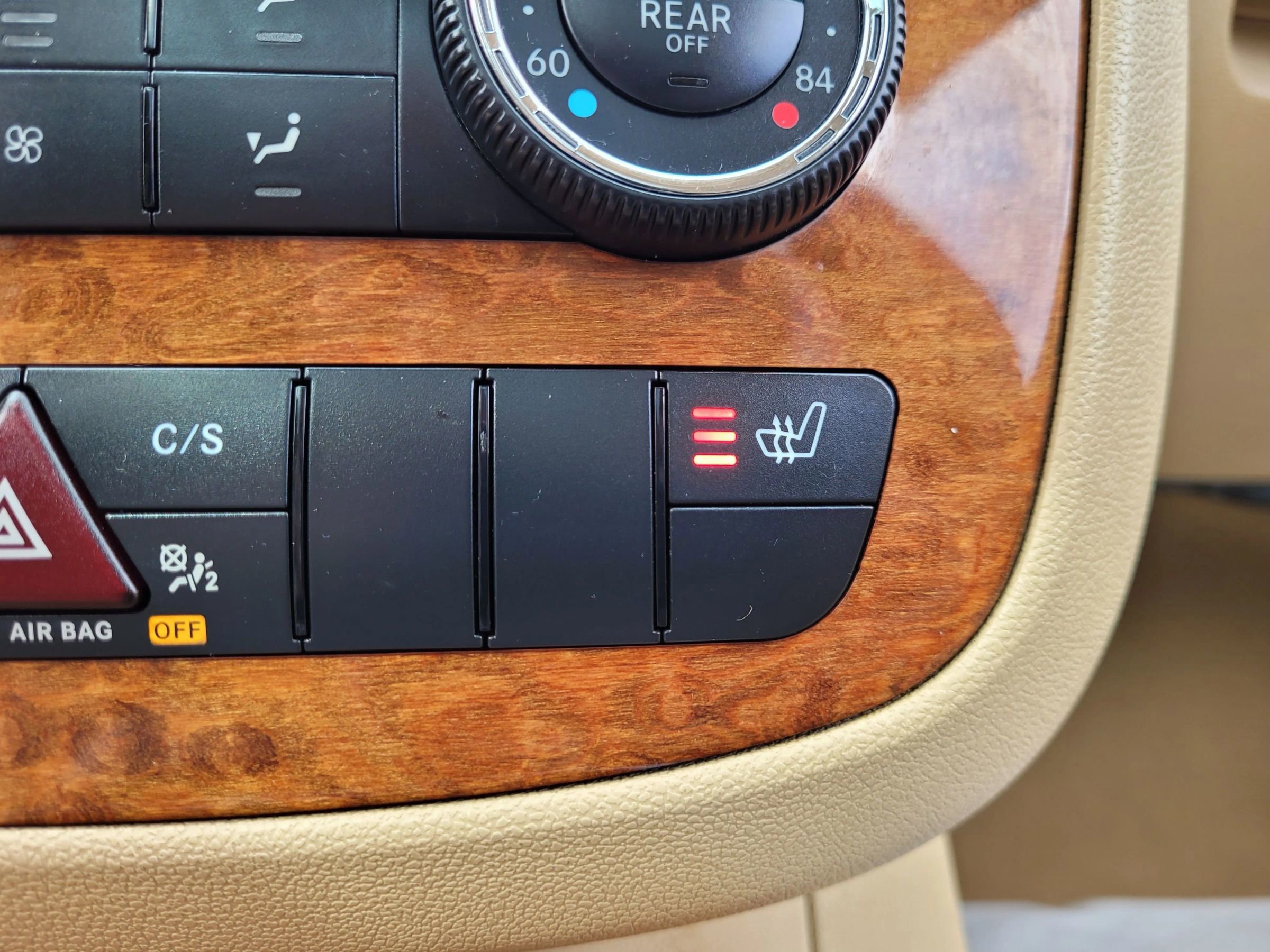 Used 2009 Mercedes-Benz R 350 4MATIC image 35