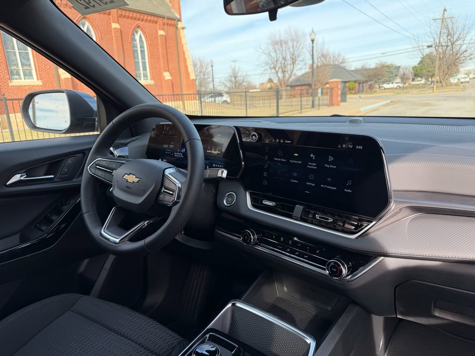 New 2026 Chevrolet Equinox LT image 2