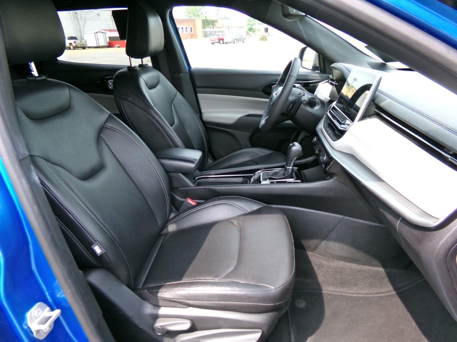 Used 2025 Jeep Compass Limited AWD/4WD image 16