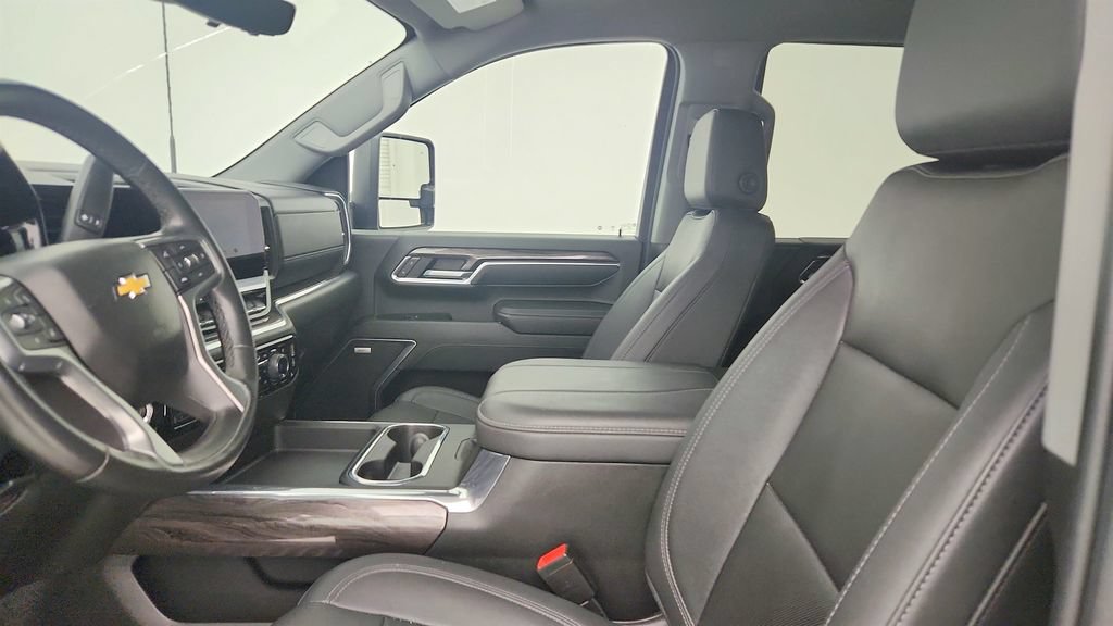 Certified 2024 Chevrolet Silverado 2500 LTZ w/ LTZ Premium Texas Edition AWD/4WD image 14