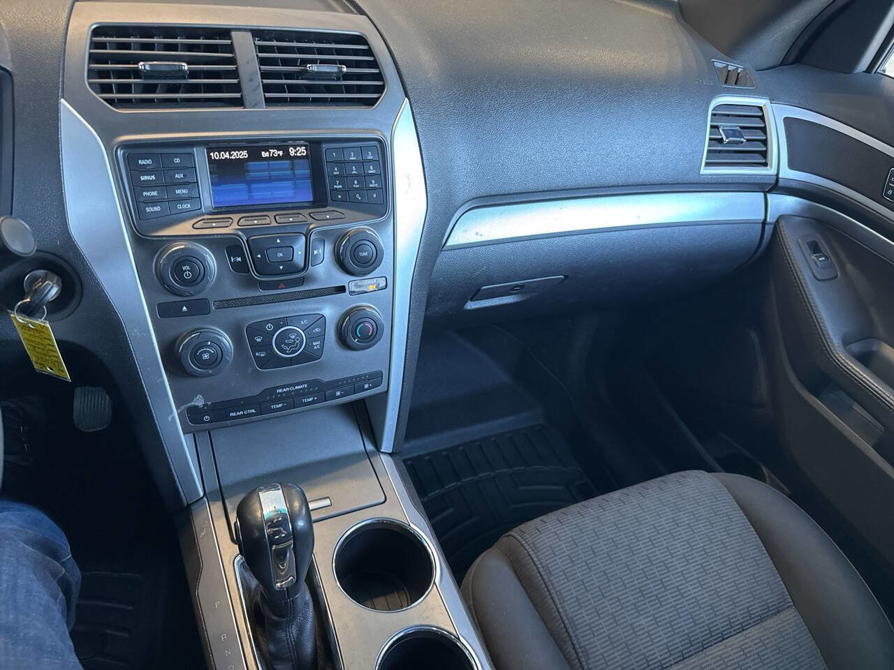 Used 2011 Ford Explorer XLT w/ Class III Trailer Tow Pkg image 25