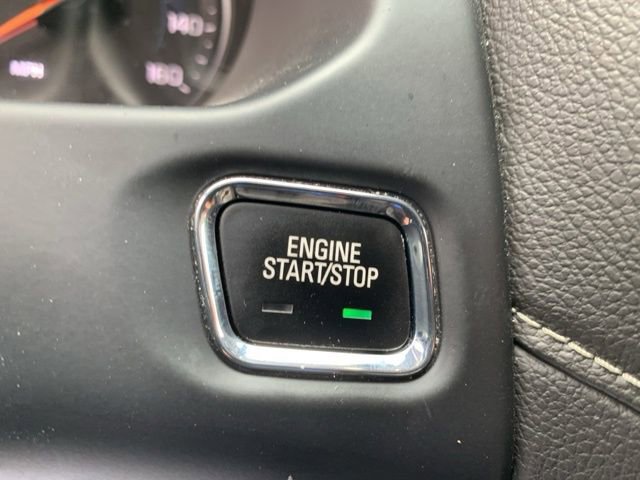 Used 2022 GMC Acadia SLE w/ Infotainment Package image 32