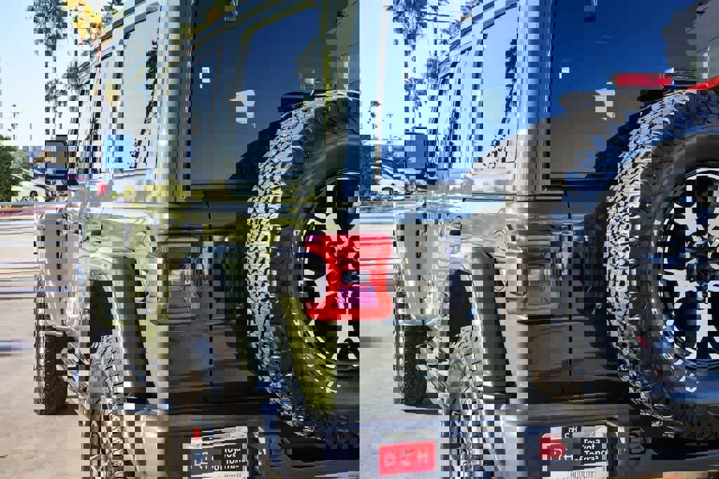 Used 2021 Jeep Wrangler Unlimited Rubicon image 7