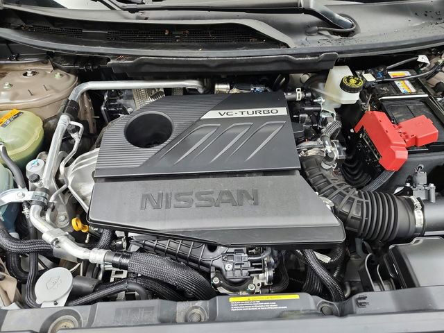Used 2025 Nissan Rogue SV w/ SV Premium Package image 17