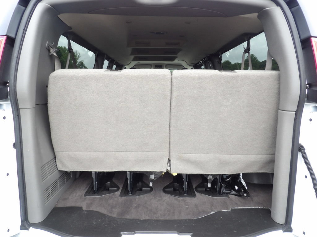 Used 2025 Chevrolet Express 3500 LT w/ LT Preferred Equipment Group RWD image 51