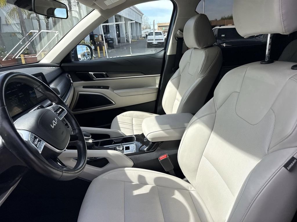Used 2023 Kia Telluride S image 18