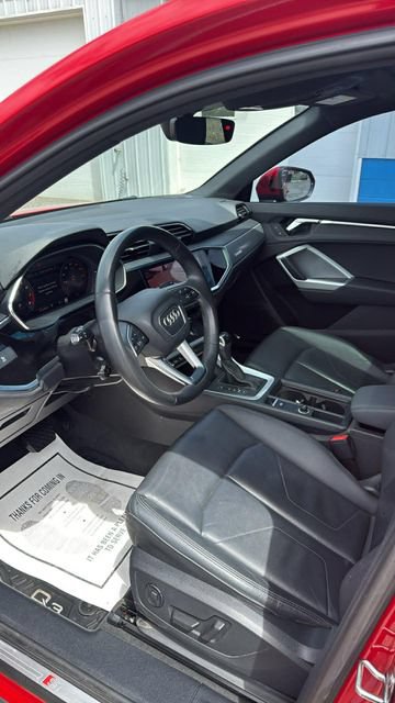 Used 2022 Audi Q3 2.0T Premium Plus AWD/4WD image 9