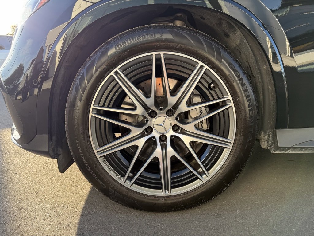 Used 2025 Mercedes-Benz GLC 43 AMG 4MATIC image 9