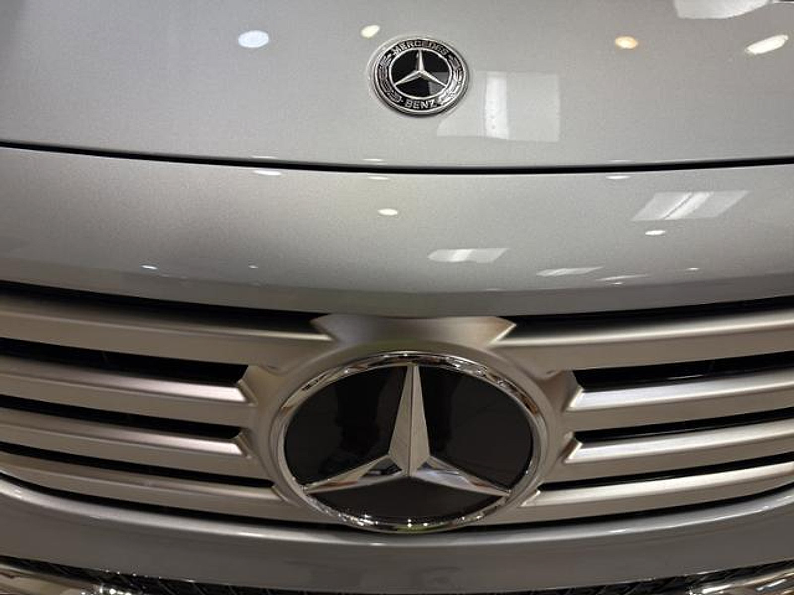 New 2026 Mercedes-Benz GLB 250 image 8