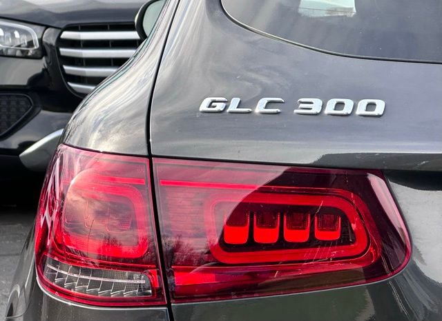 Used 2020 Mercedes-Benz GLC 300 4MATIC image 9