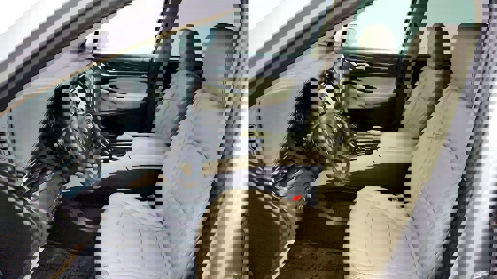 Used 2020 Buick Enclave Essence w/ Sport Touring Edition image 20