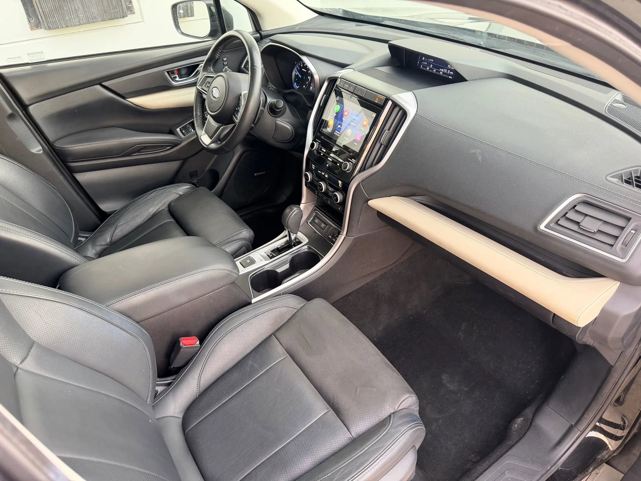 Used 2019 Subaru Ascent Limited w/ Popular Package #3 image 16