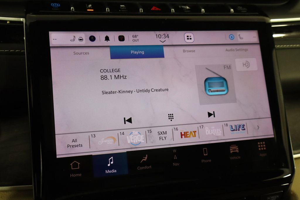Used 2022 Jeep Grand Cherokee Limited 4xe AWD/4WD image 32