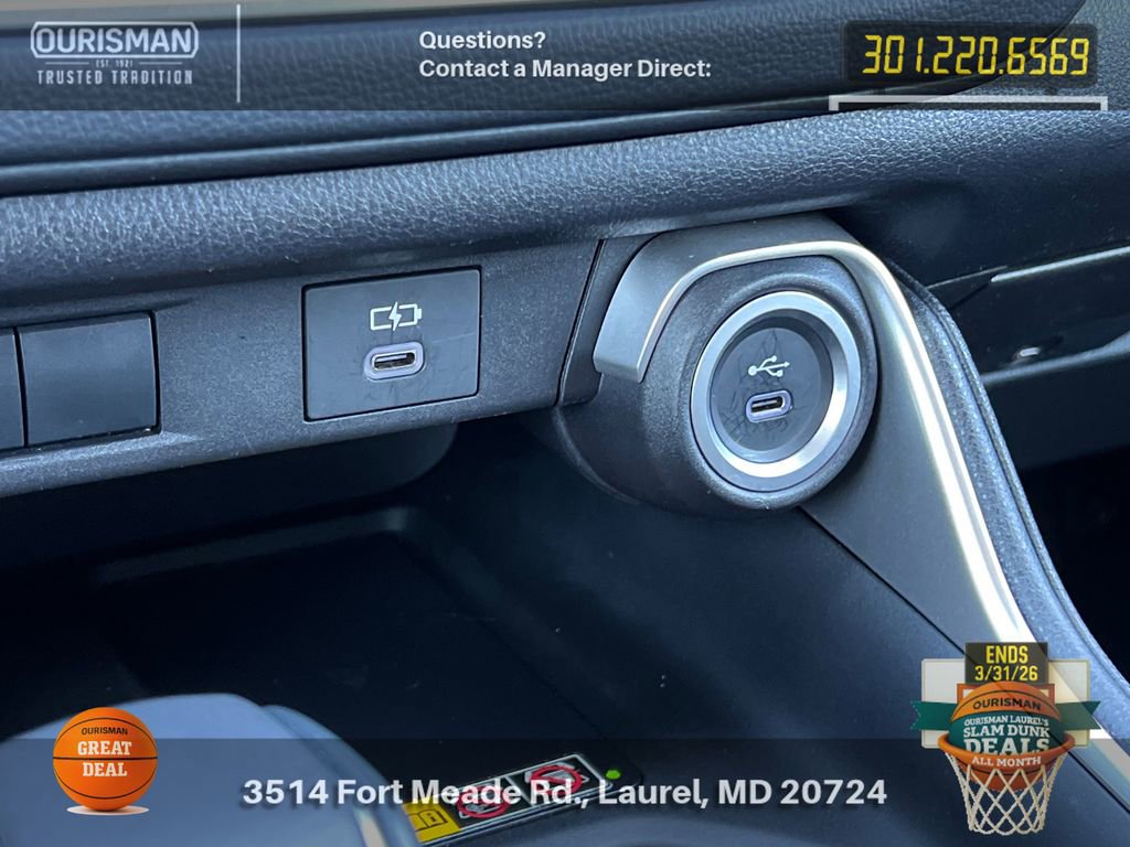 Used 2025 Toyota Grand Highlander AWD image 32