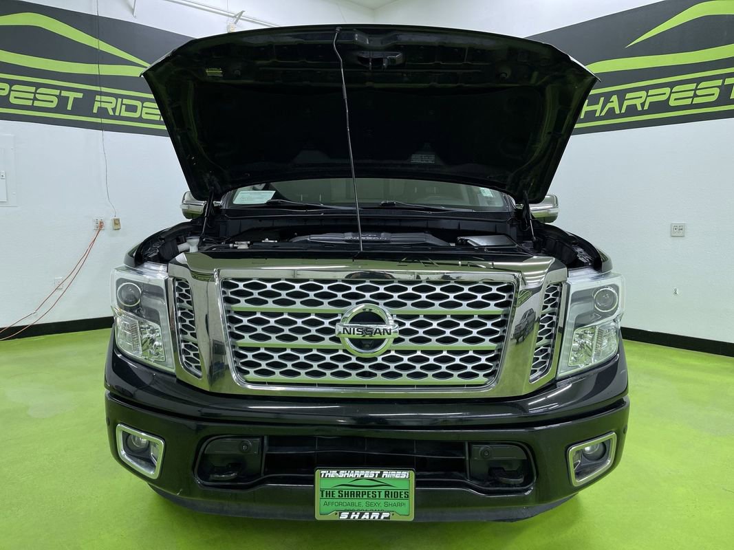 Used 2017 Nissan Titan Platinum Reserve image 4