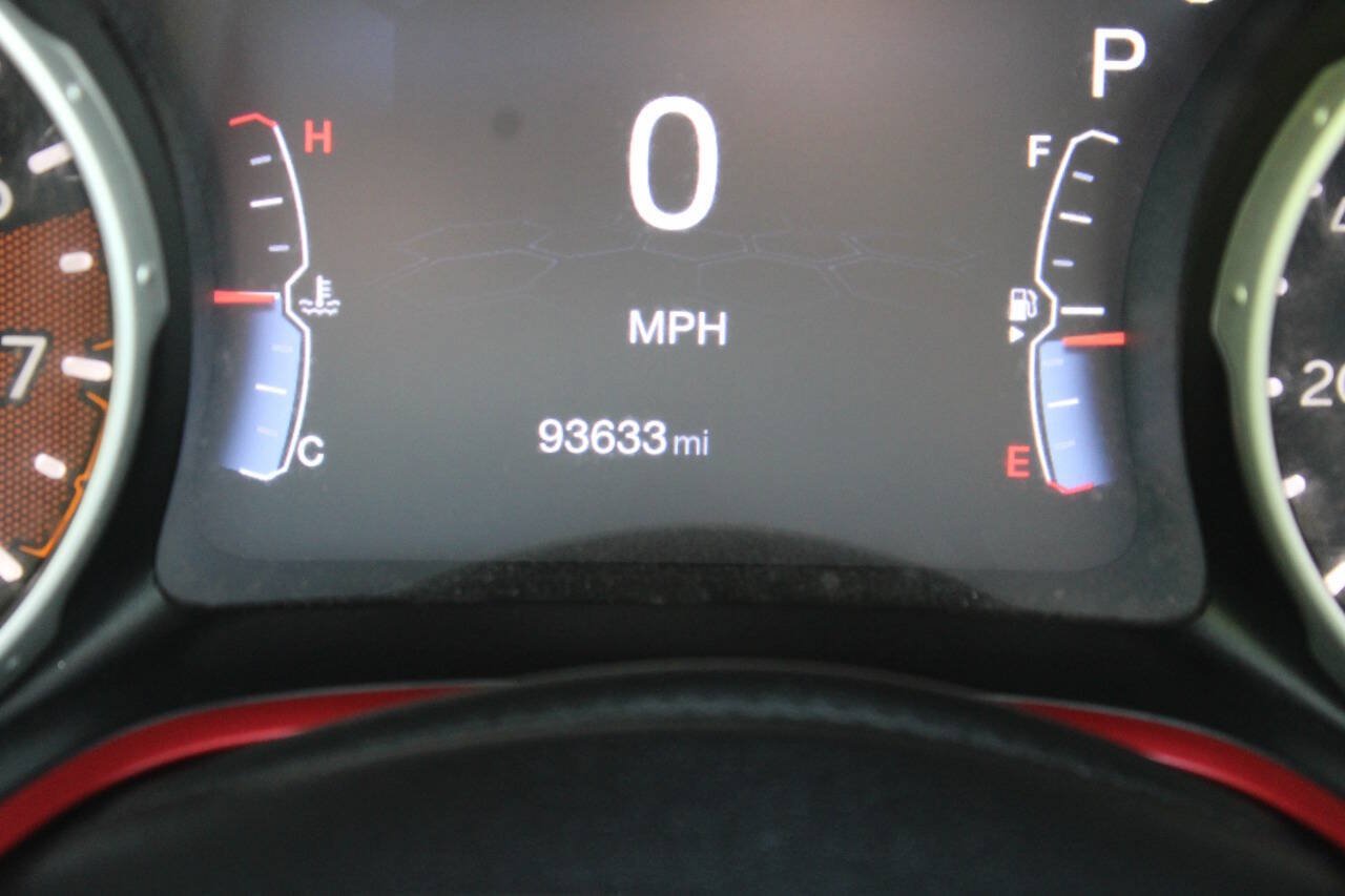 Used 2017 Jeep Compass Trailhawk w/ Navigation Group AWD/4WD image 38