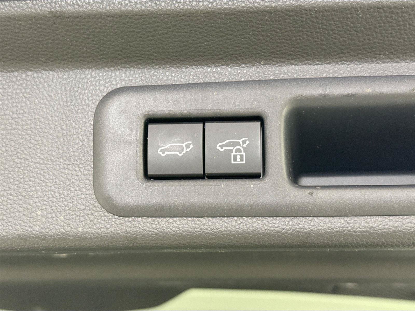 Certified 2026 Toyota Sequoia Capstone AWD/4WD image 41