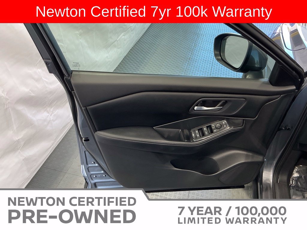 Used 2026 Nissan Rogue SV w/ Cold Weather Package FWD image 34