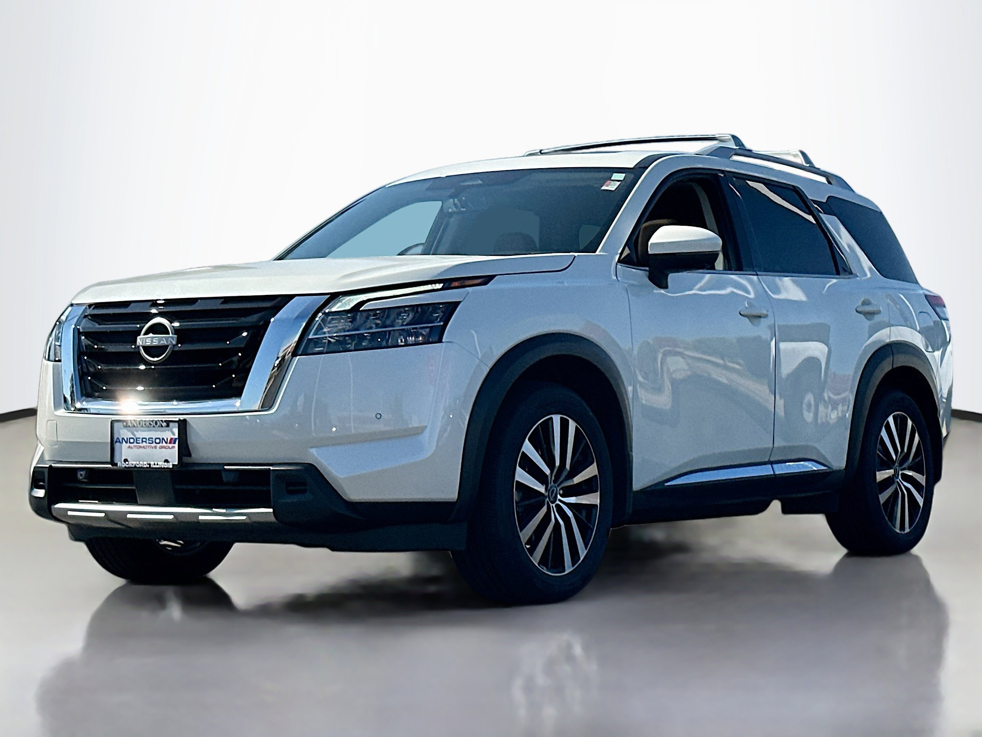 Certified 2024 Nissan Pathfinder Platinum w/ Cargo Package image 12