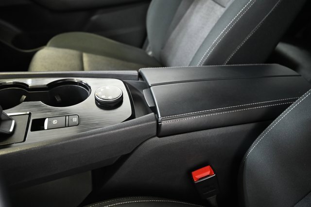 Used 2024 Nissan Rogue SV image 22