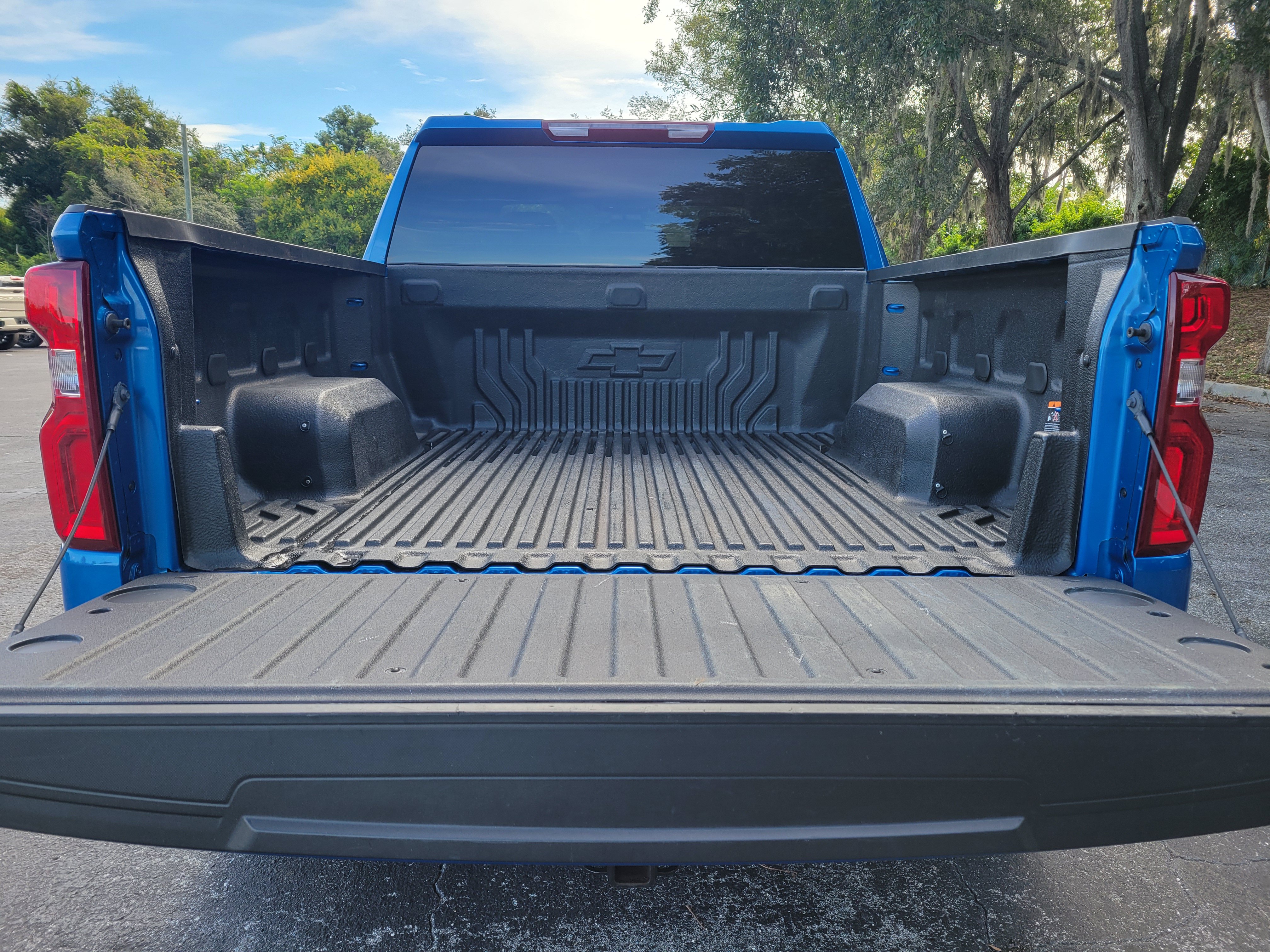 Certified 2023 Chevrolet Silverado 1500 RST RWD image 7
