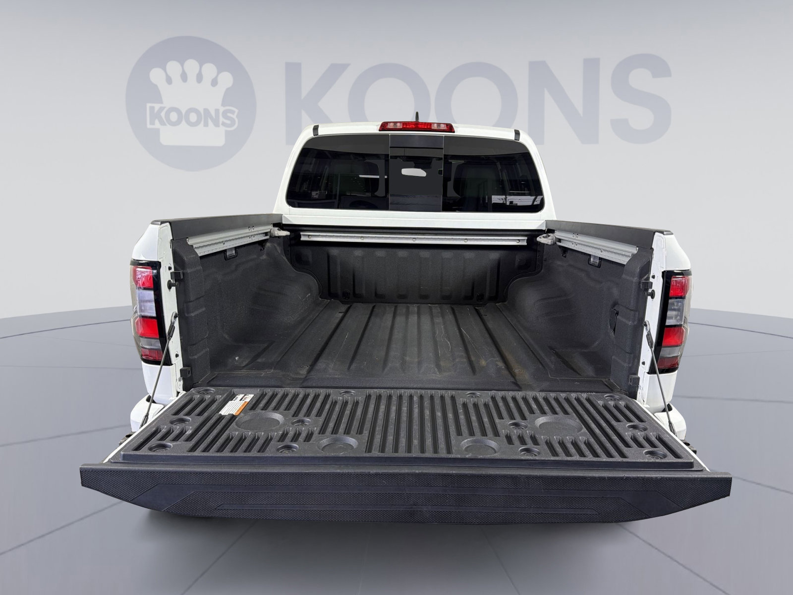 Used 2024 Nissan Frontier SV w/ SV Convenience Package image 25