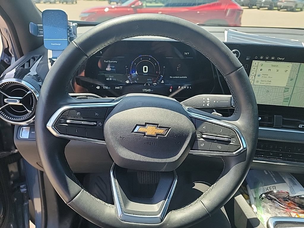 Used 2025 Chevrolet Equinox LT AWD/4WD image 27