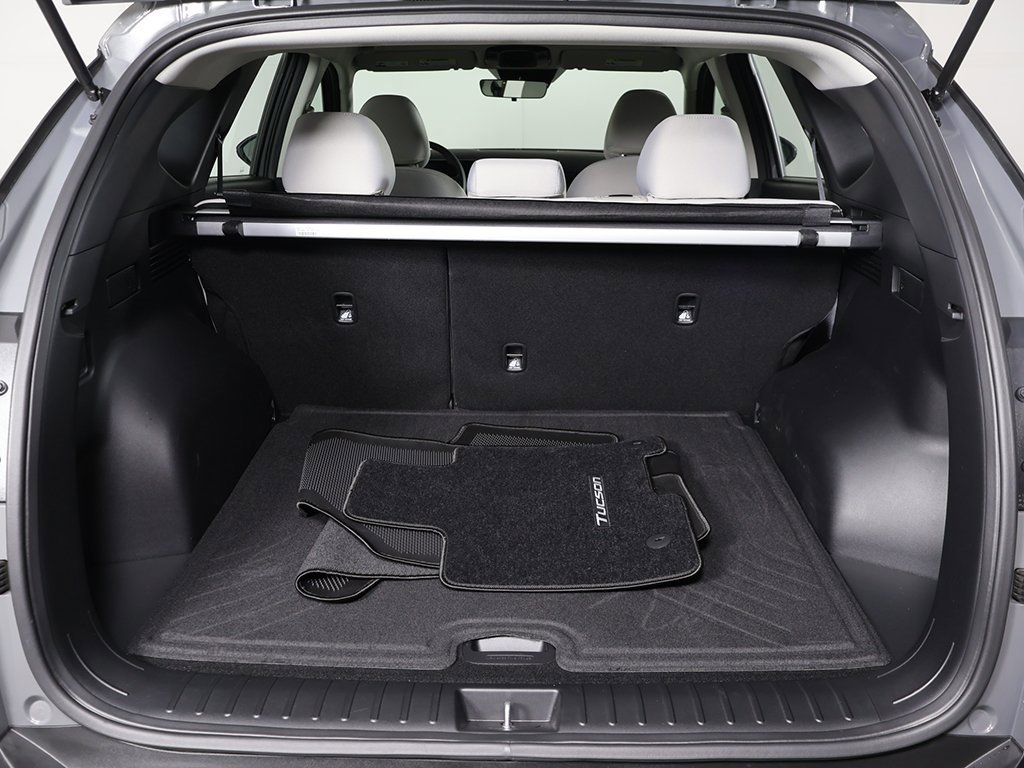 Certified 2025 Hyundai Tucson SE image 14