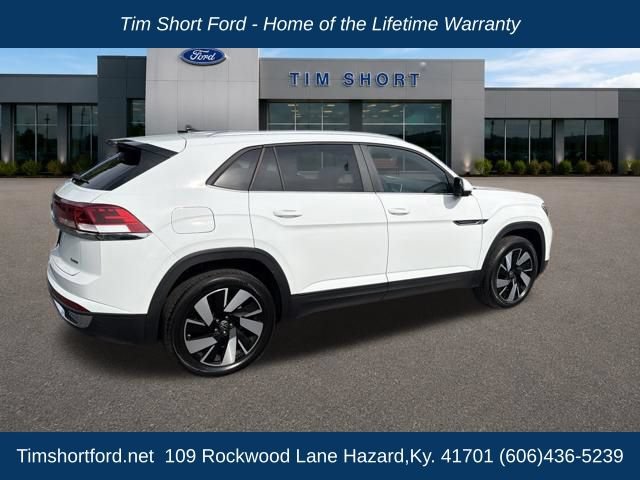 Used 2025 Volkswagen Atlas Cross Sport SE AWD/4WD image 5