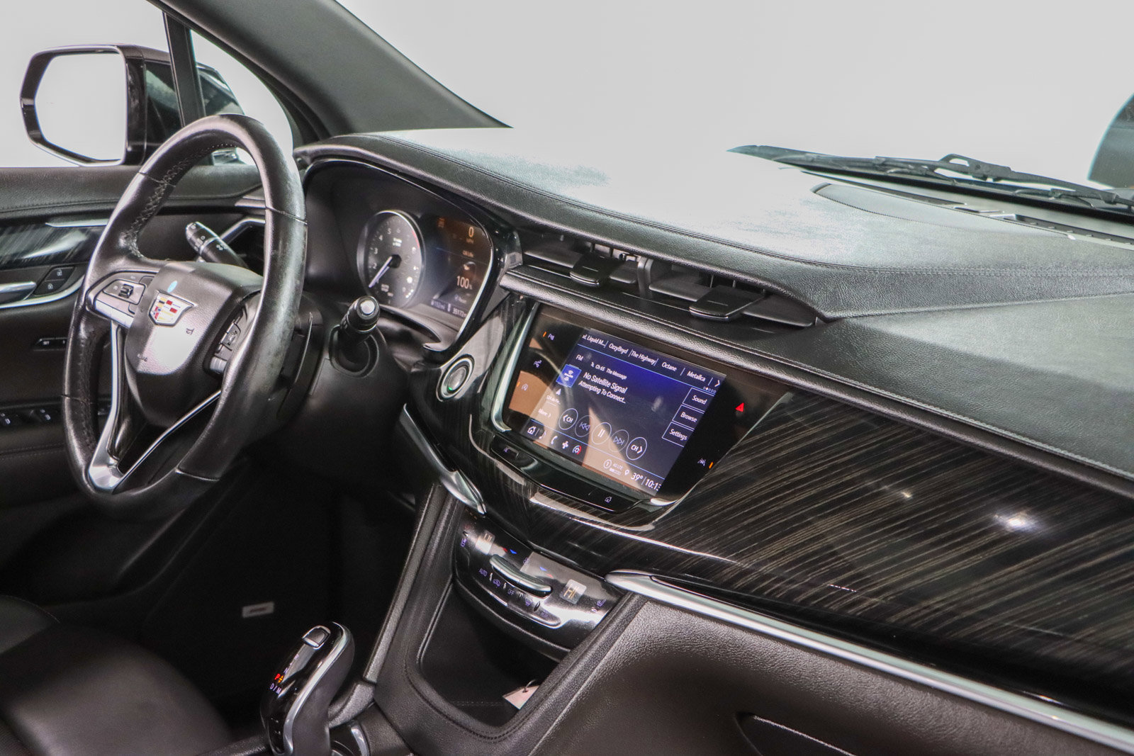 Used 2022 Cadillac XT6 Premium Luxury image 29