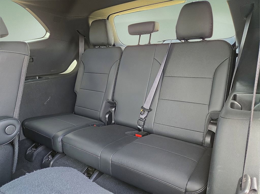 Used 2025 Buick Enclave Preferred image 13