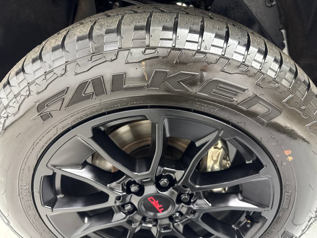 Used 2025 Toyota Tundra Limited w/ TRD Off-Road Package AWD/4WD image 89