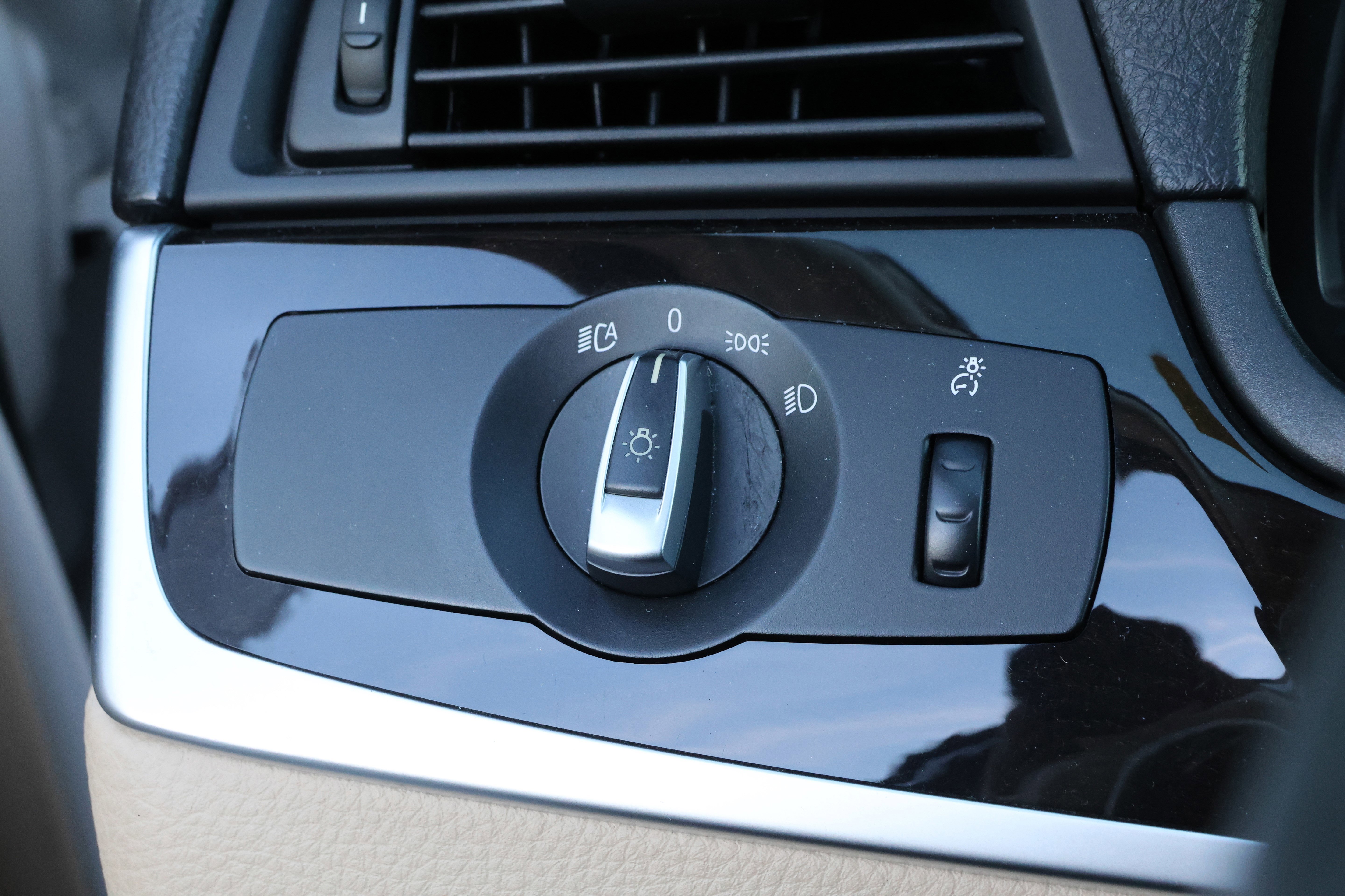 Used 2014 BMW 535d Sedan image 15