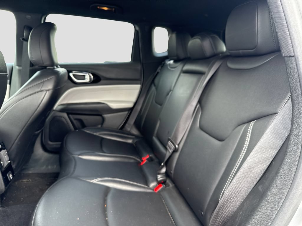 Used 2026 Jeep Compass Limited AWD/4WD image 20