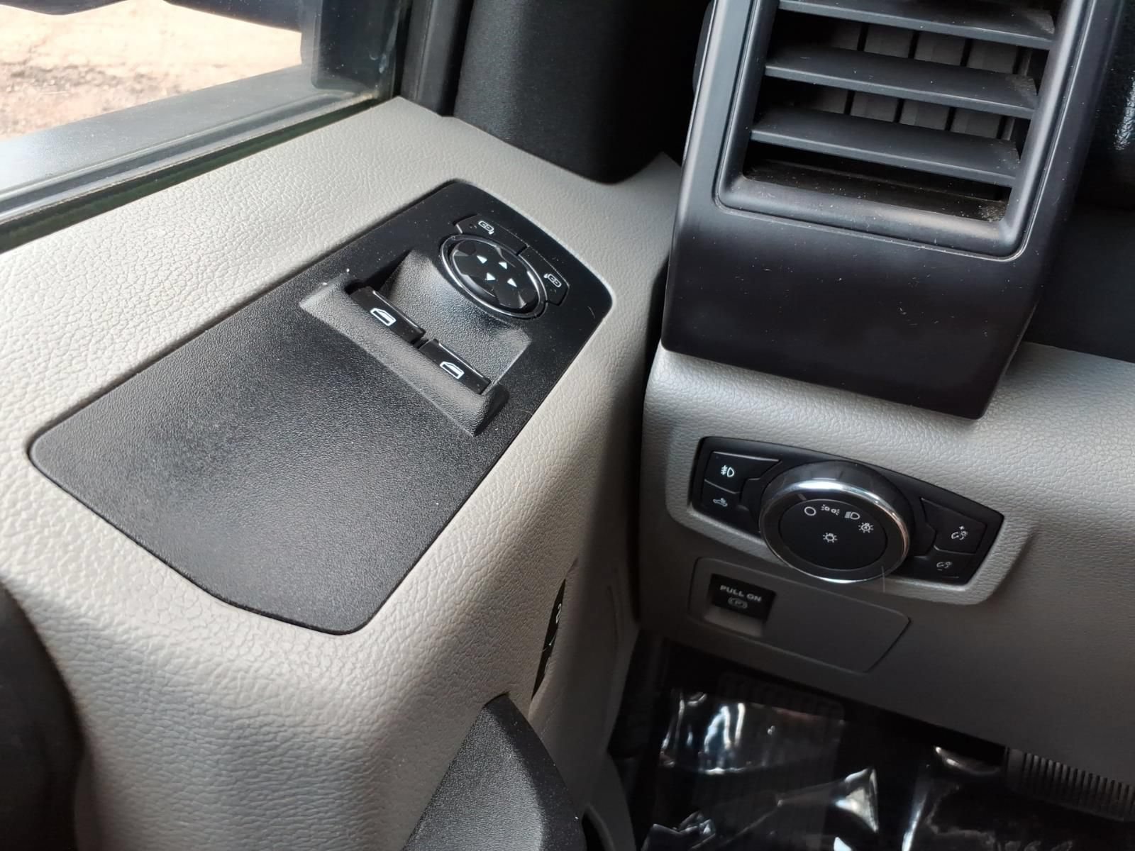 Used 2017 Ford F150 XL w/ Equipment Group 101A Mid AWD/4WD image 26