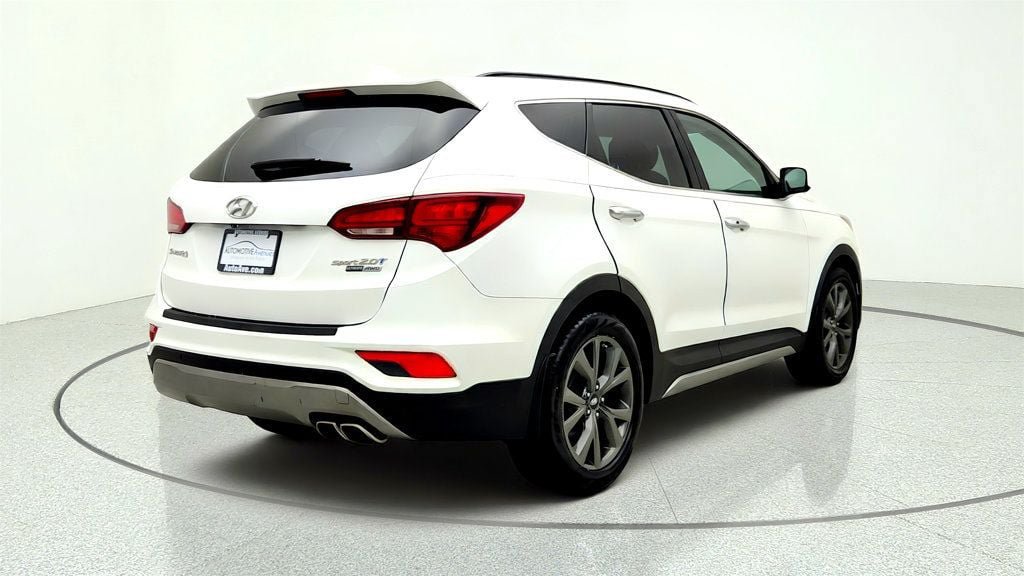 Used 2017 Hyundai Santa Fe Sport w/ 2.0T Ultimate Tech Package 05 AWD/4WD image 5