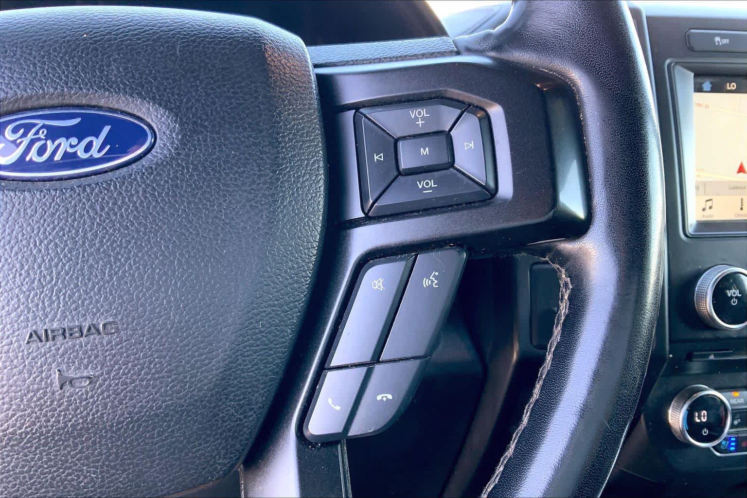Used 2018 Ford Expedition Max Limited RWD image 24
