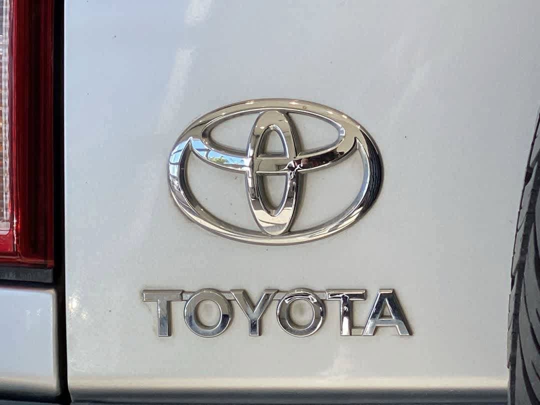 Used 2008 Toyota FJ Cruiser 4WD image 11