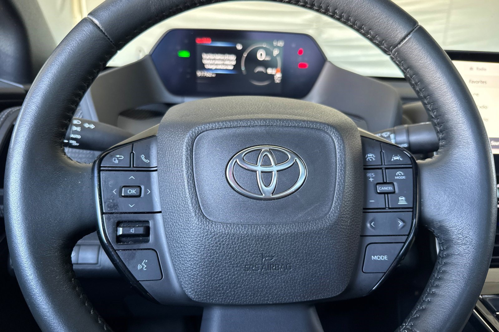 Used 2023 Toyota bZ4X FWD image 11