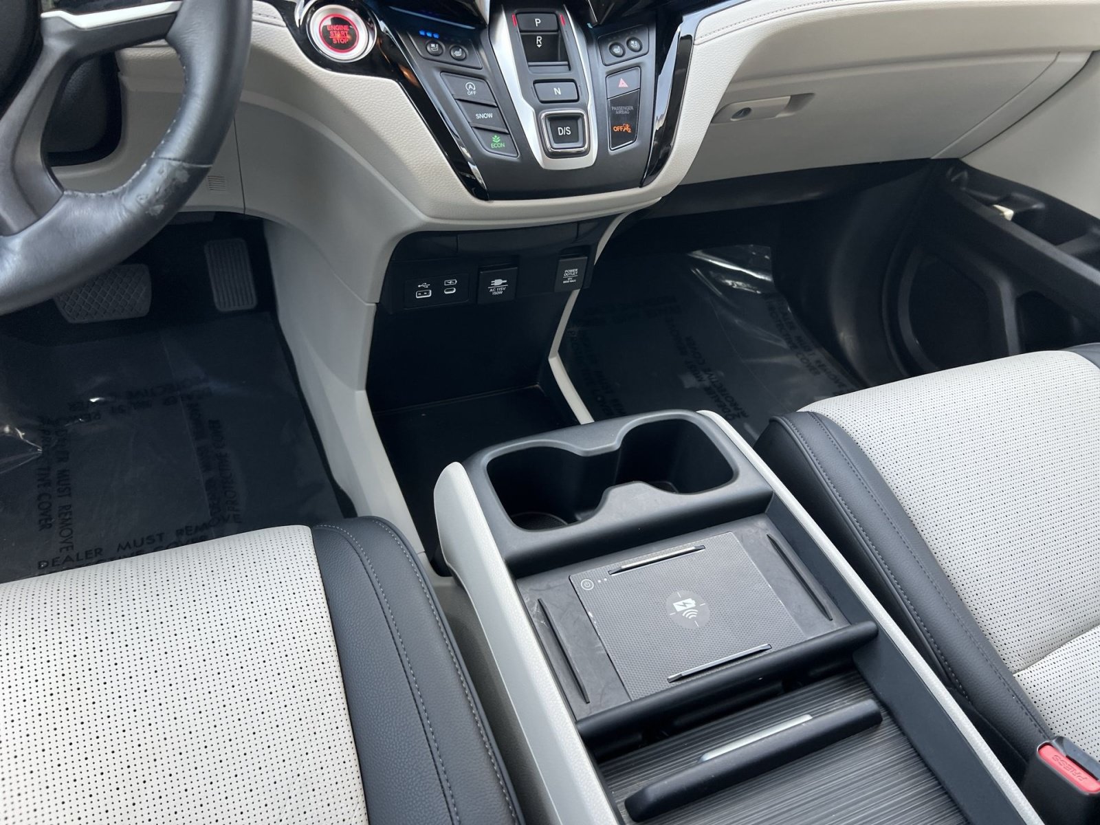 Used 2025 Honda Odyssey Elite image 23