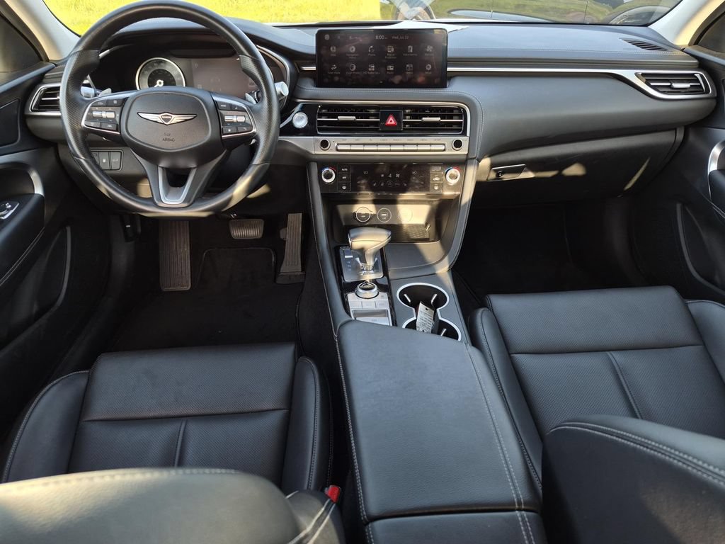 Used 2025 Genesis G70 2.5T AWD/4WD image 16