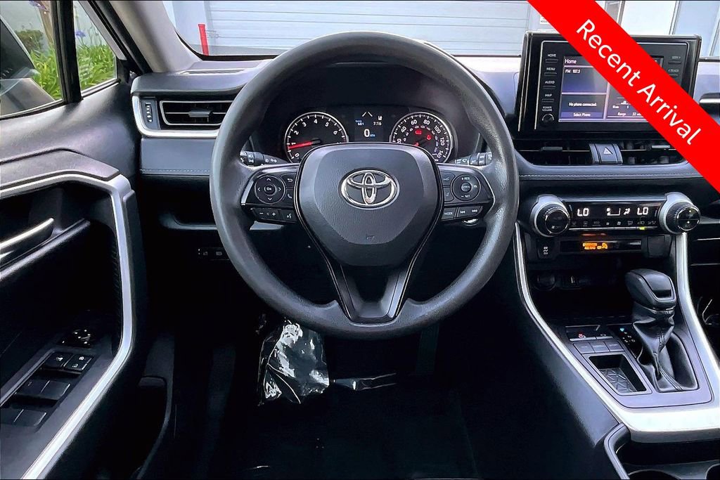 Used 2019 Toyota RAV4 XLE w/ All Weather Liner Package FWD image 8