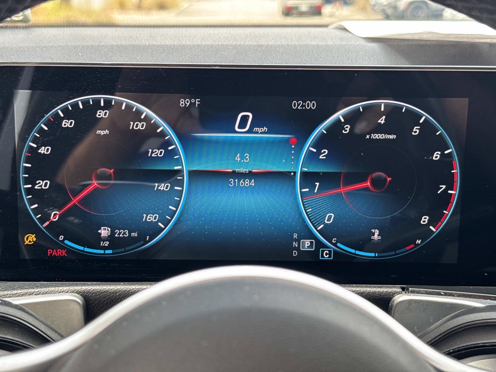 Used 2022 Mercedes-Benz GLB 250 4MATIC w/ Premium Package Lite image 31