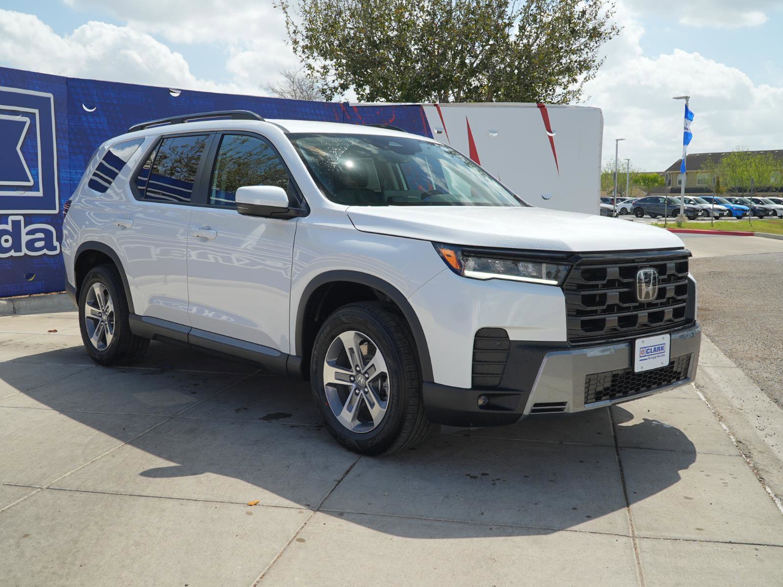 New 2026 Honda Pilot EX-L image 3