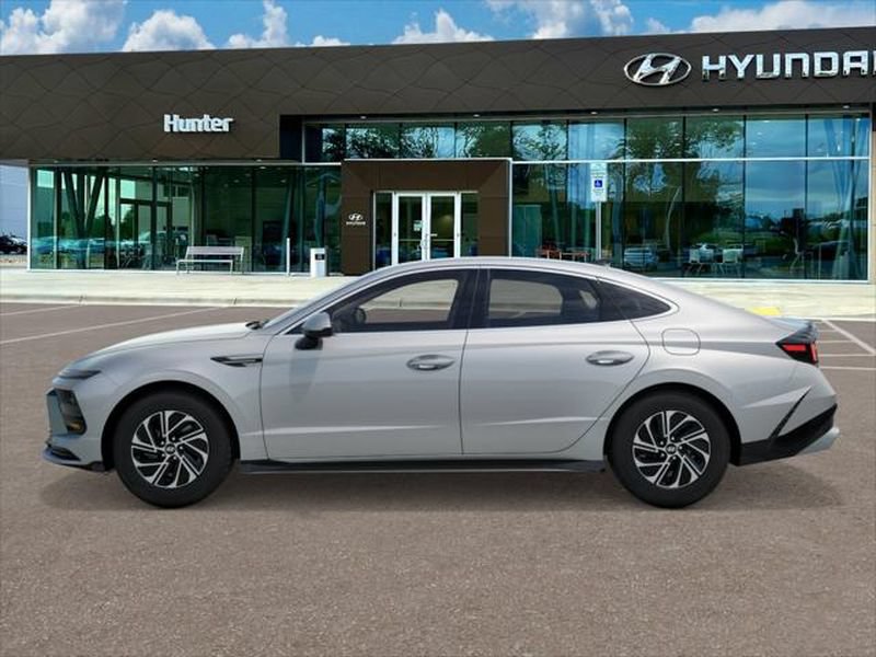 New 2026 Hyundai Sonata Blue FWD image 3